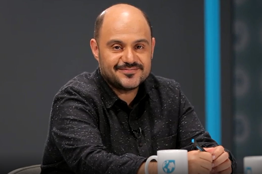 Advertisement World Interview 1